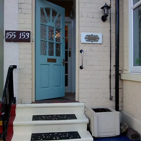 The Douglas Guest house Scarborough
